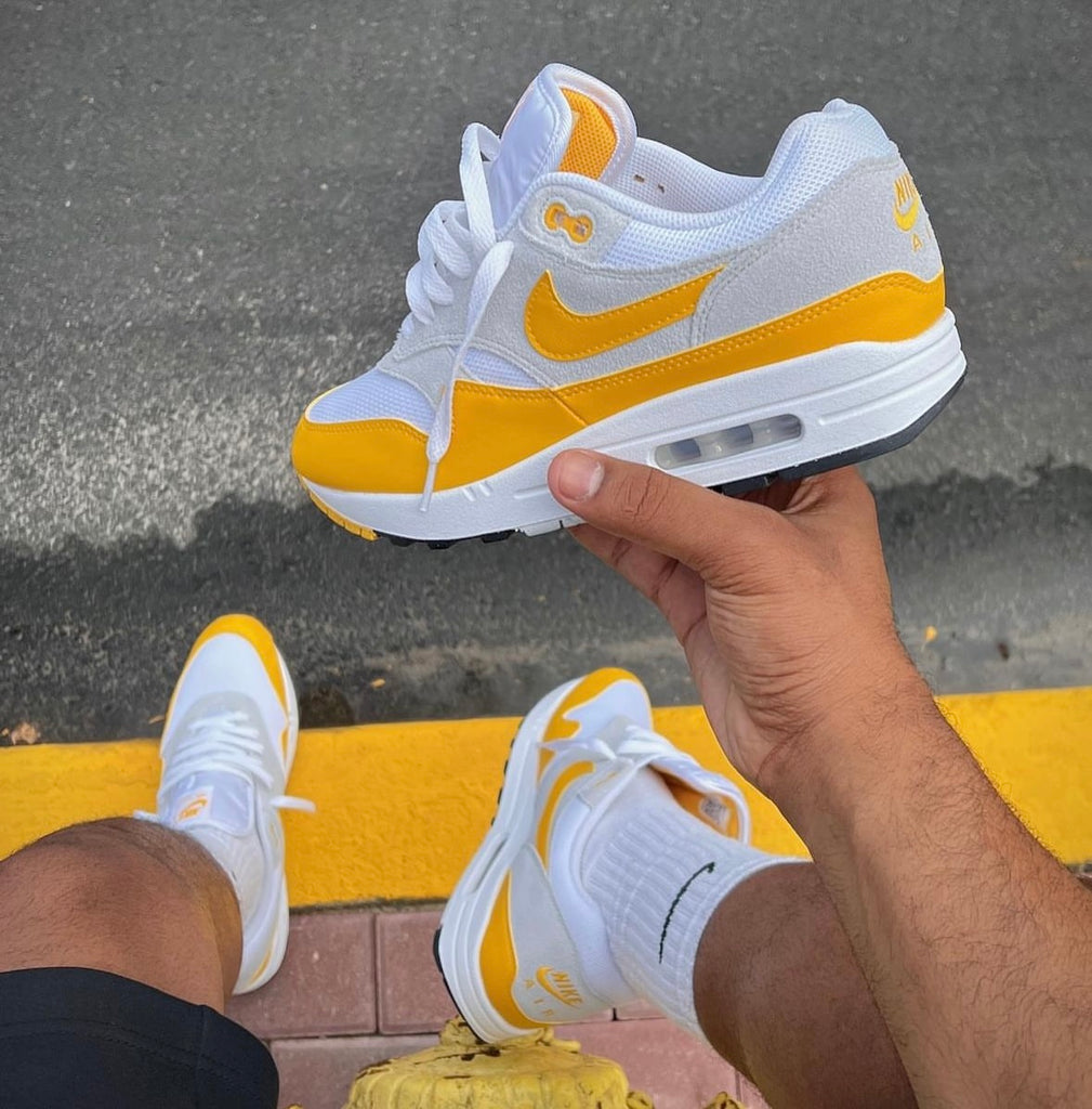 NIKE AIR MAX 1 YELLOW