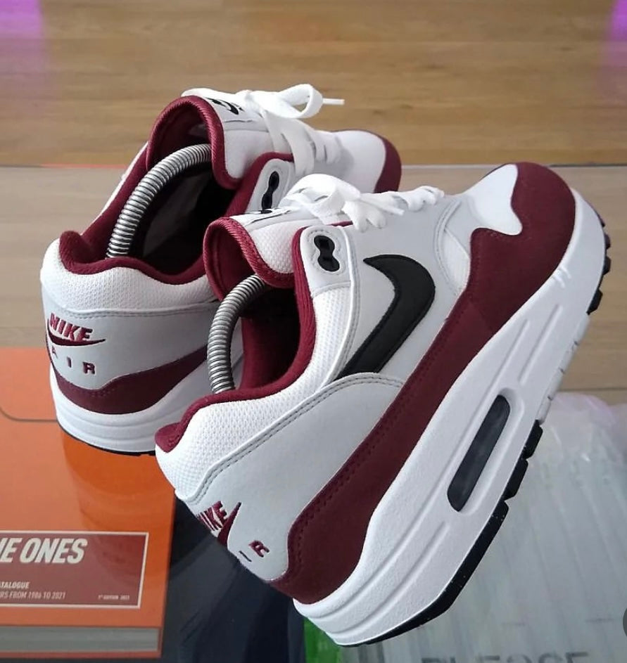 NIKE AIR MAX 1 MAROON