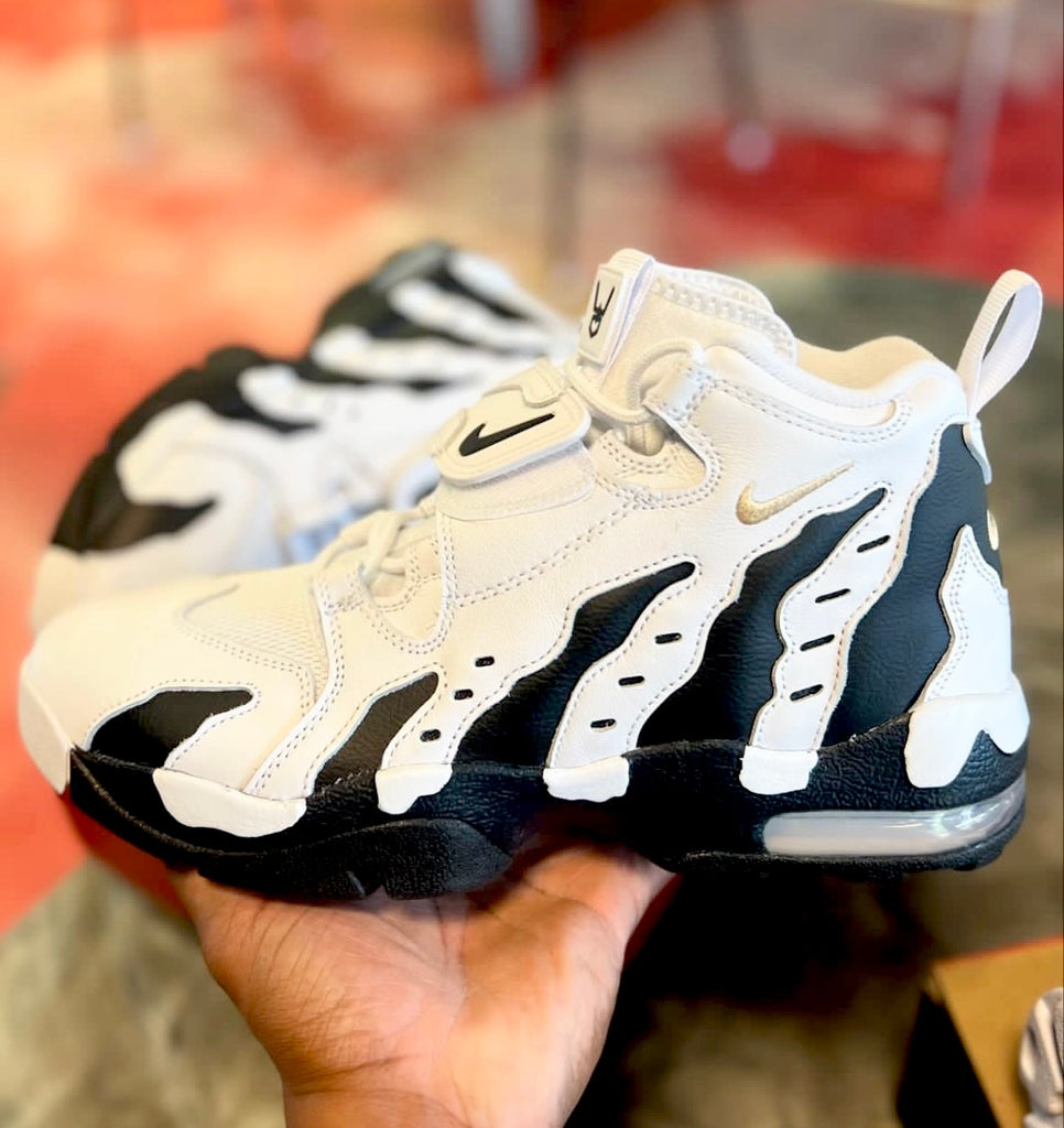 NIKE DEION SANDERS WHITE BLACK