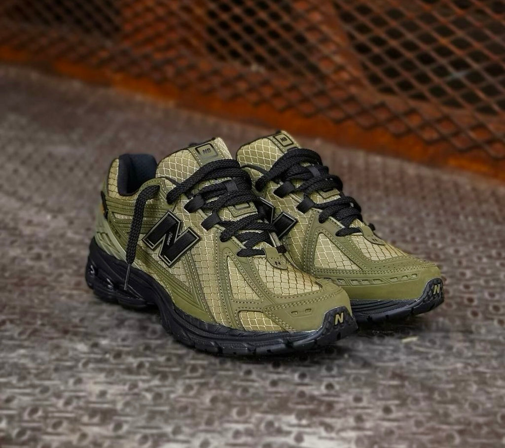 new Ba1an*e x trainer olive black
