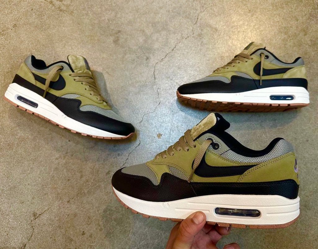 nike air max 1 olive black gum botT0m