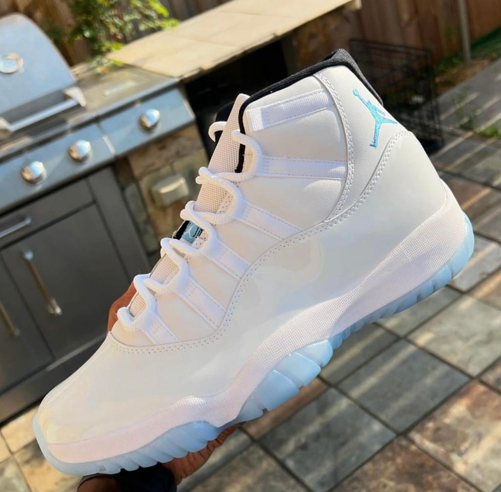 AIR JORDAN 11 LEGEND BLUE