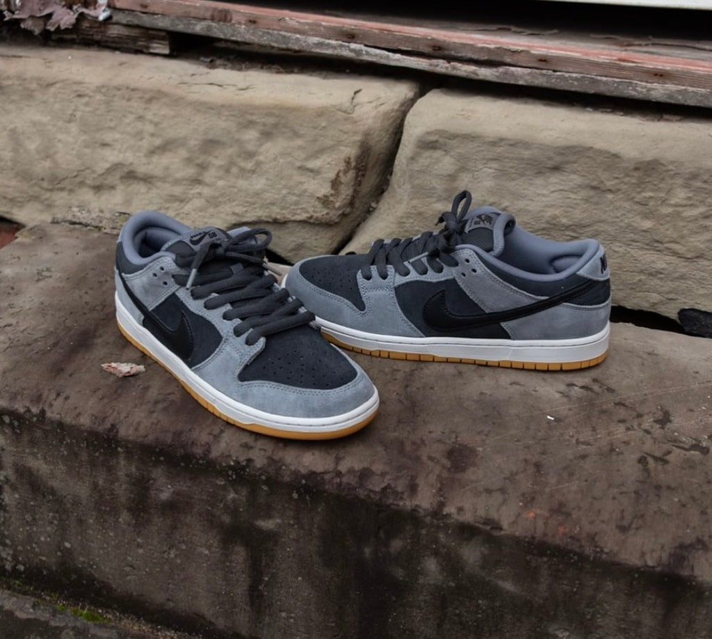 nike dunk low black grey gum botT0m