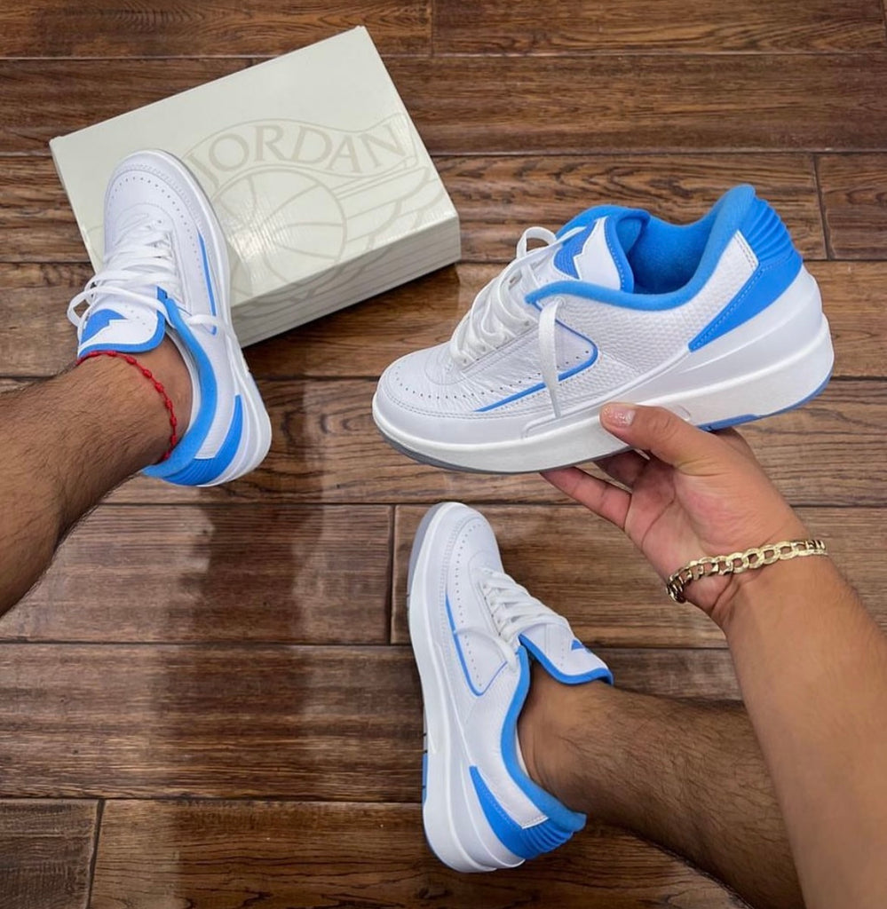 AIR JORDAN 2 LOW UNIVERSITY BLUE
