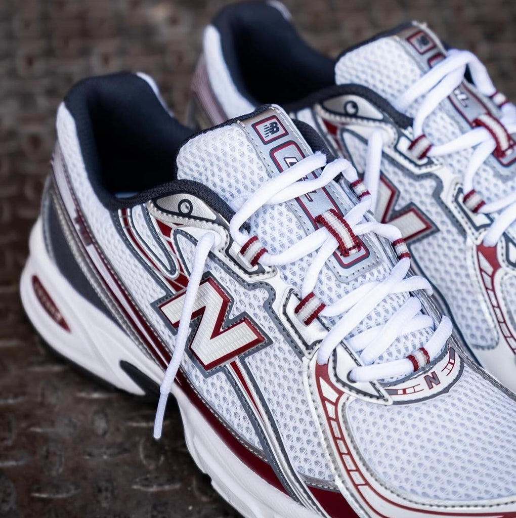 new Ba1an*e trainers white maroon silver