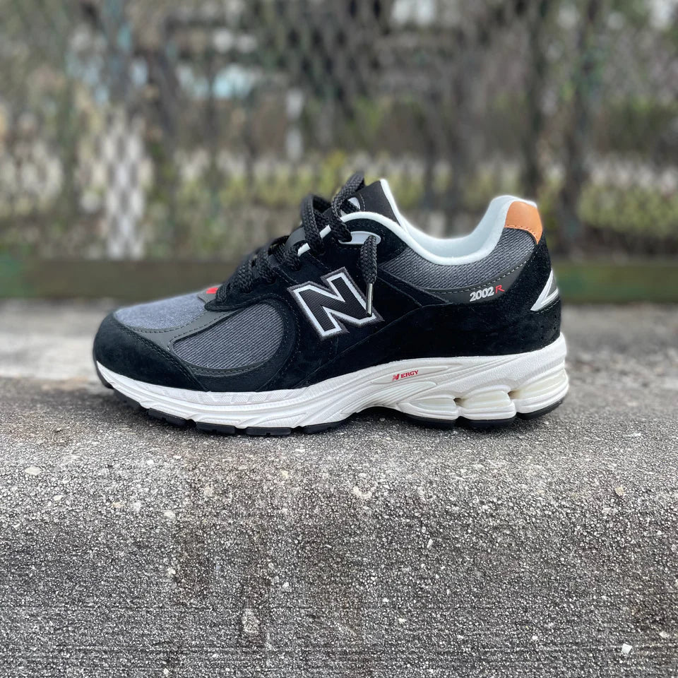 new Ba1an*e trainers black grey wheat