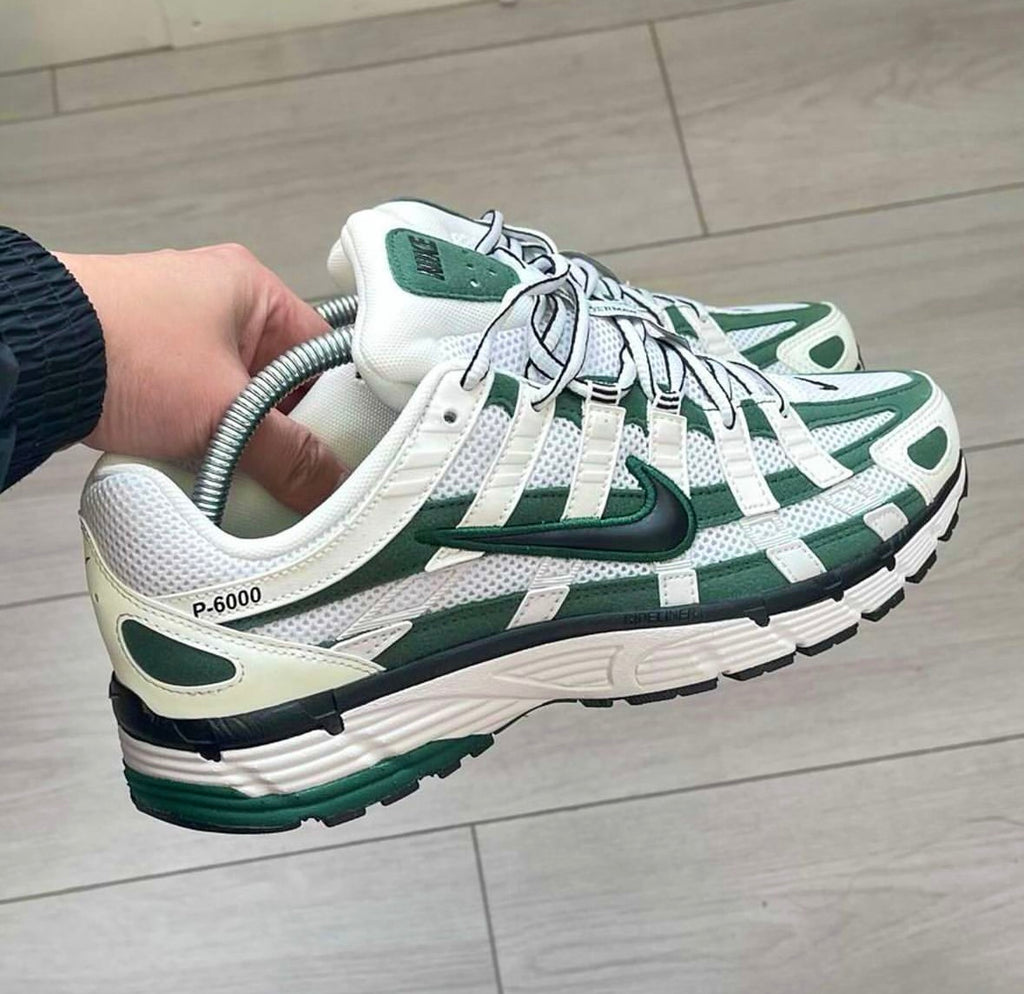 NIKE P TRAINERS OFF WHITE GREEN