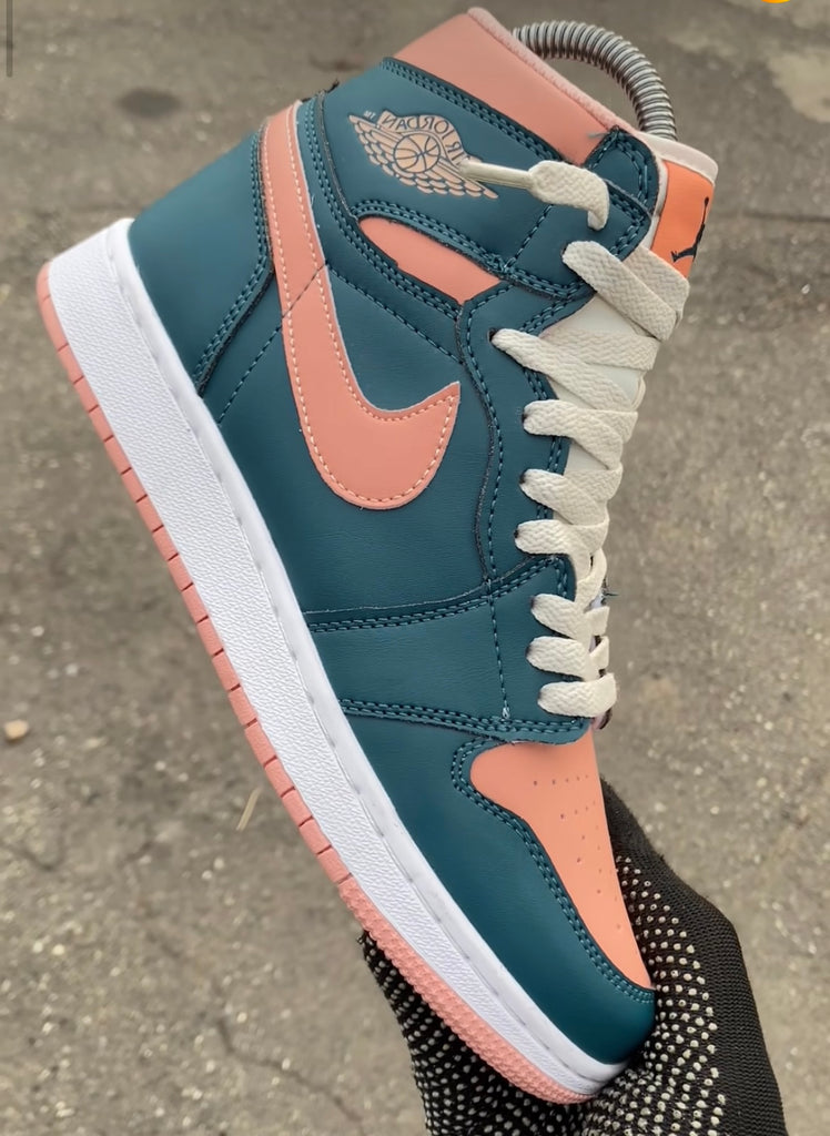 AIR JORDAN 1 WOMENS GREEN PINK WHITE