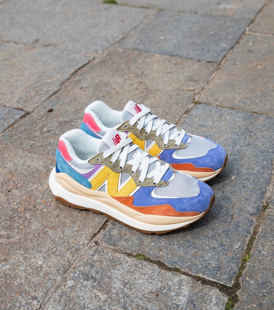 new Ba1an*e trainer blue multicolor