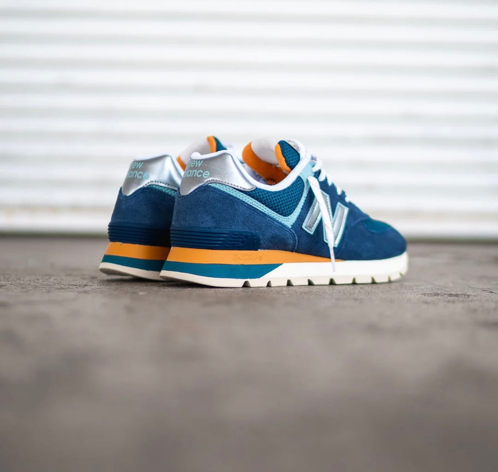 new Ba1an*e classic teal blue