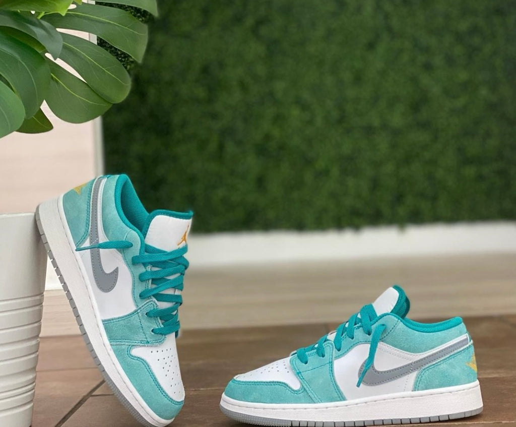 AIR JORDAN 1 LOW AQUA GREY