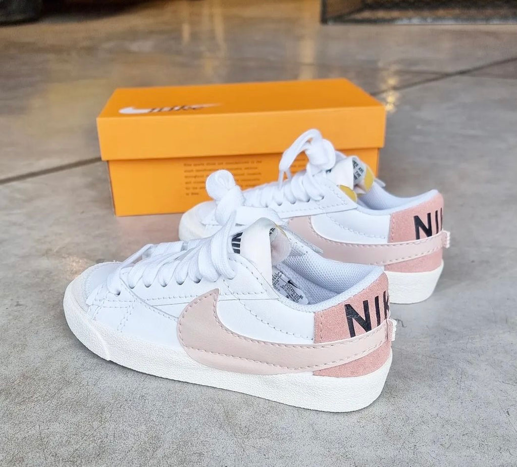 NIKE BLAZER LOW WHITE PINK